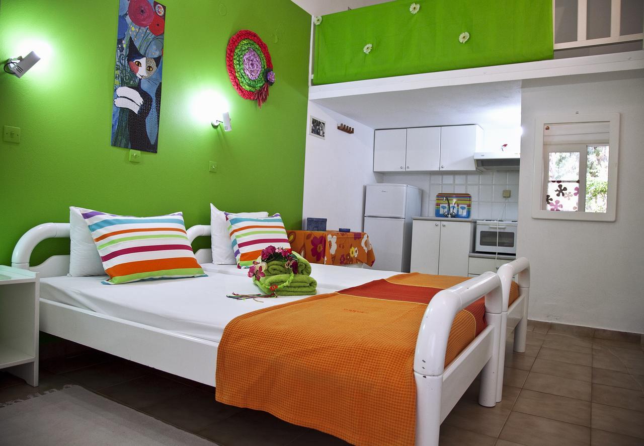 Anastasias Apartments Iria Buitenkant foto